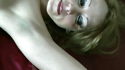 Ich liebe es, meinen harten Schwanz und meinen nackten Körper zu deutsche reife frauen porno zeigen